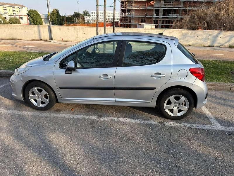 Usata Peugeot 207 Sport 73 CV (53 kW) 2009 Berlina