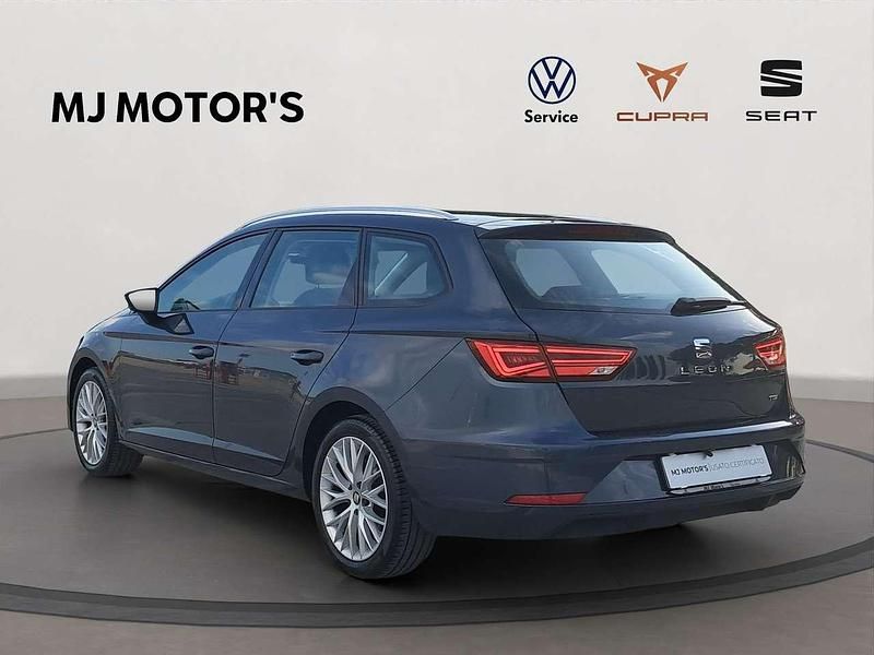 Usata Seat Leon Business 131 CV (96 kW) 2020 Grigio Station wagon