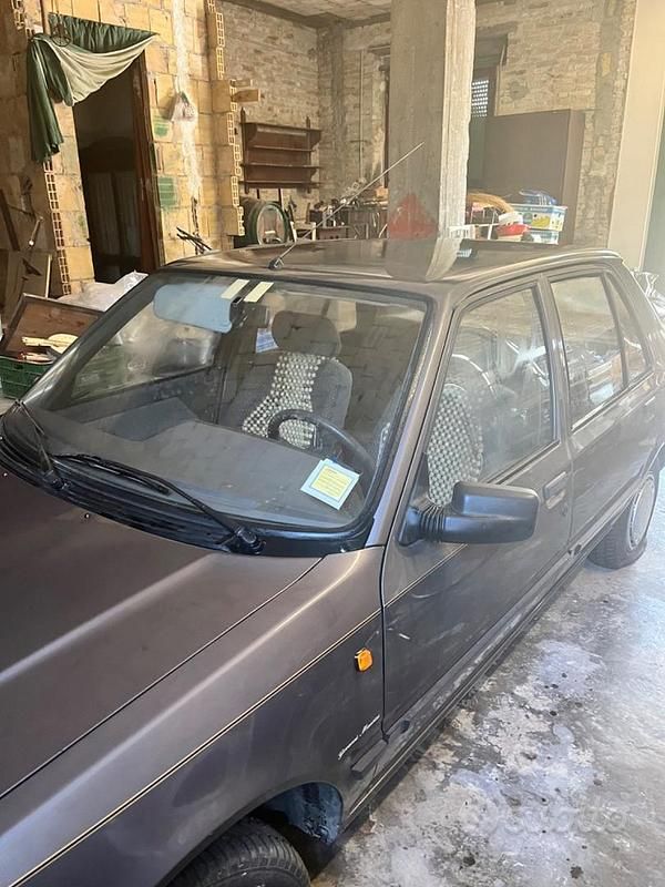 Usata Peugeot 309 64 CV (47 kW) 1989 Grigio Utilitaria