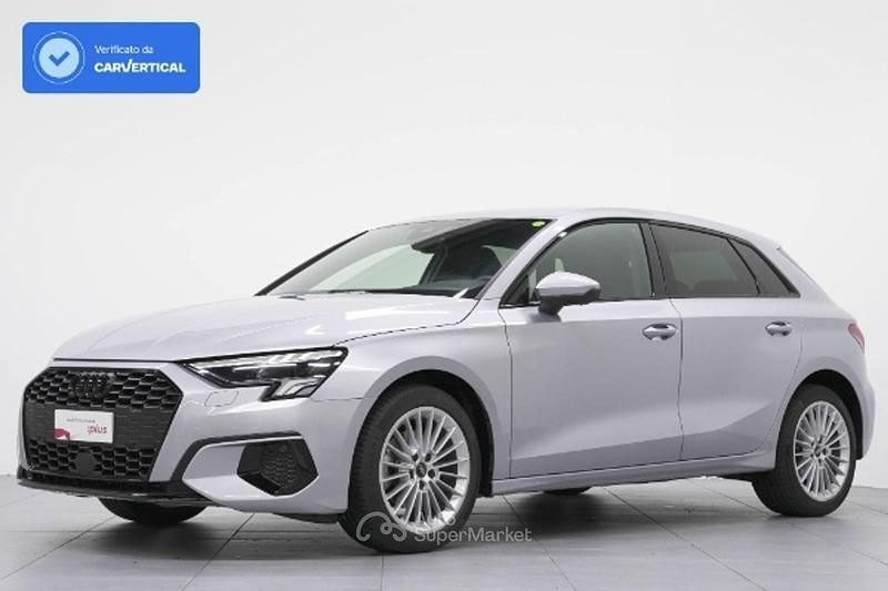 Usata Audi A3 Advanced 150 CV (110 kW) 2022 Argento Berlina