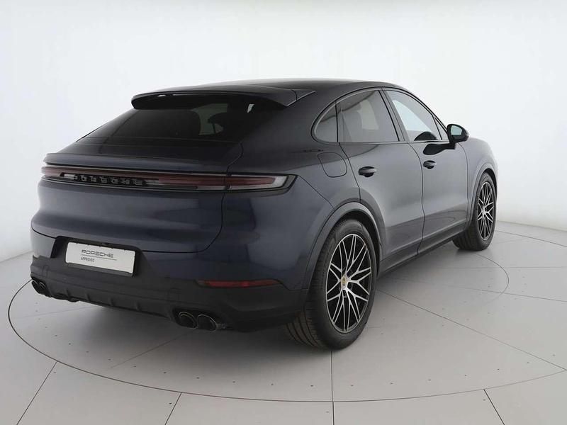 Usata Porsche Cayenne Coupe 354 CV (260 kW) 2024 Blu algarve metallizzato Coupé