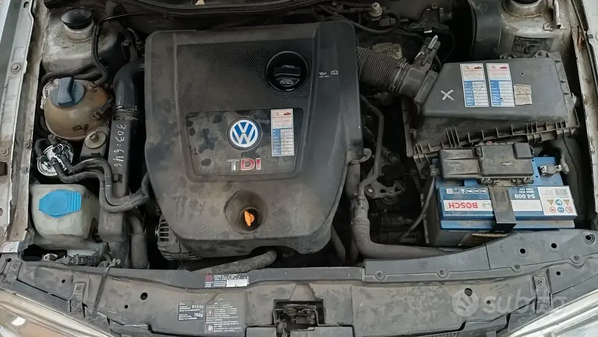 Usata VW Golf IV 116 CV (85 kW) 2000 Grigio Berlina