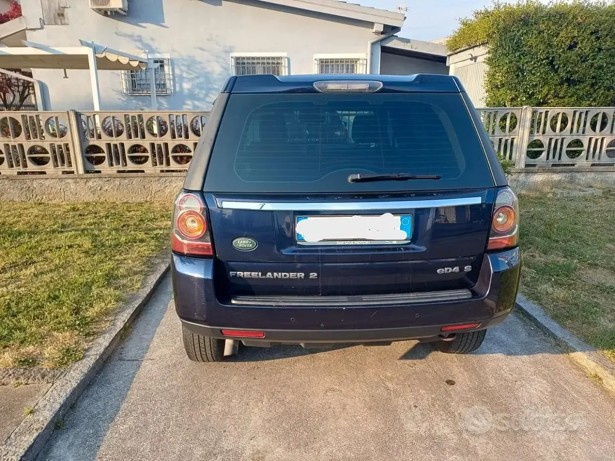 Usata Land Rover Freelander 2 241 CV (177 kW) 2014 Blu SUV