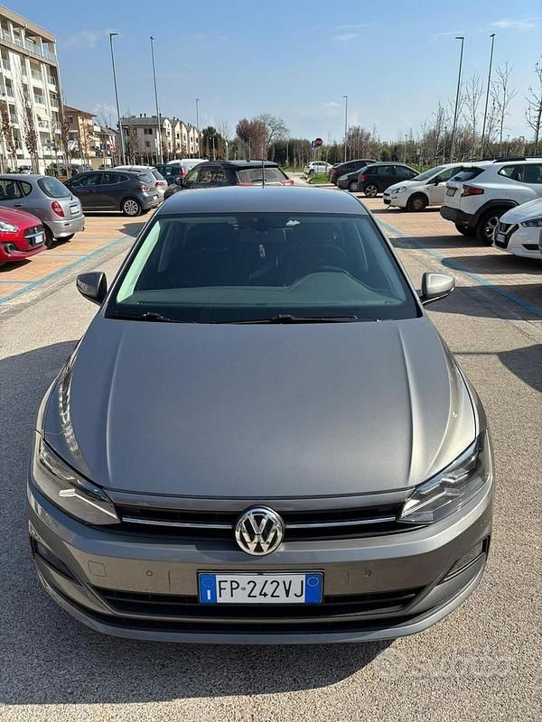 Usata VW Polo Comfortline 75 CV (55 kW) 2018 Utilitaria