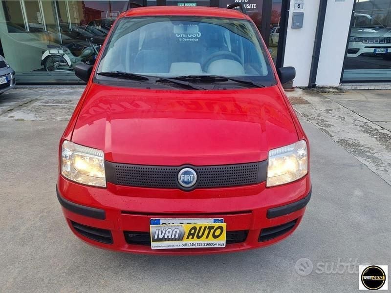 Usata Fiat Panda Active 54 CV (39 kW) 2005 Rosso Utilitaria