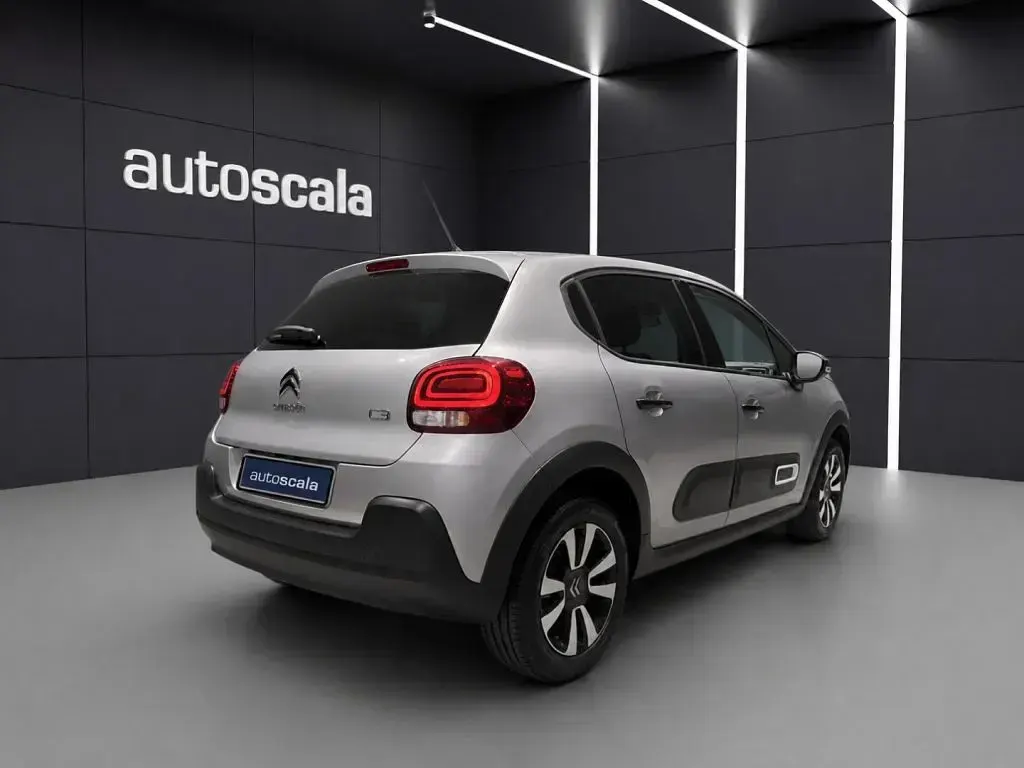 Usata Citroën C3 PureTech 110 CV (80 kW) 2024 Gray Berlina