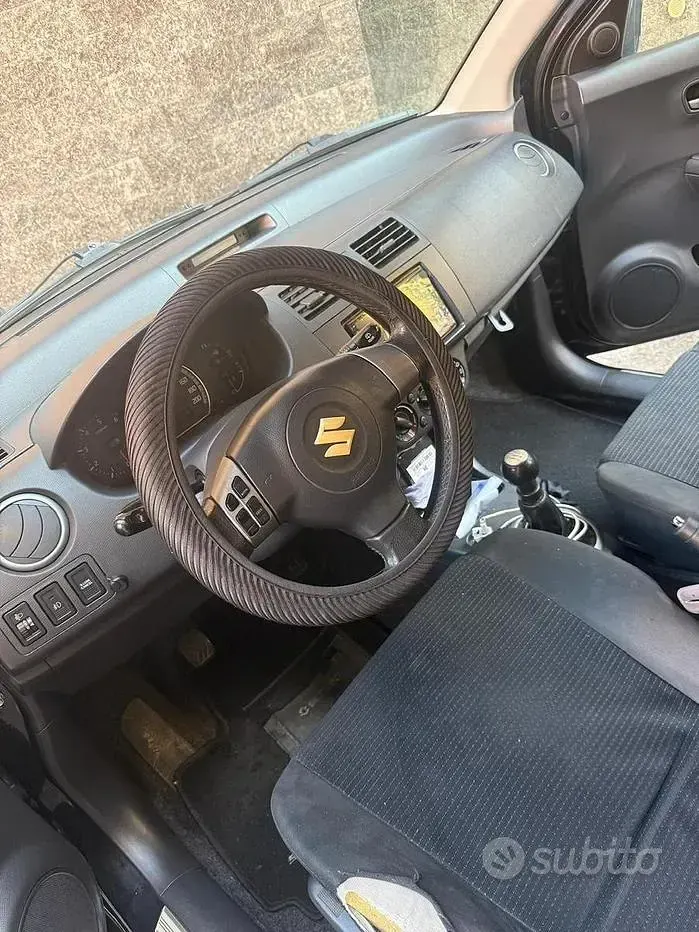 Usata Suzuki Swift 69 CV (50 kW) 2008 Nero Utilitaria