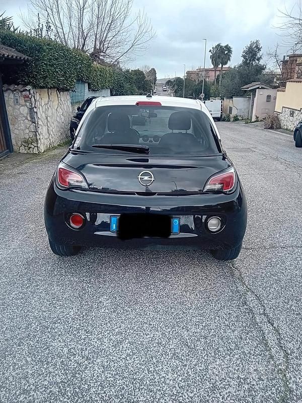 Usata Opel Adam 2015 Nero Utilitaria