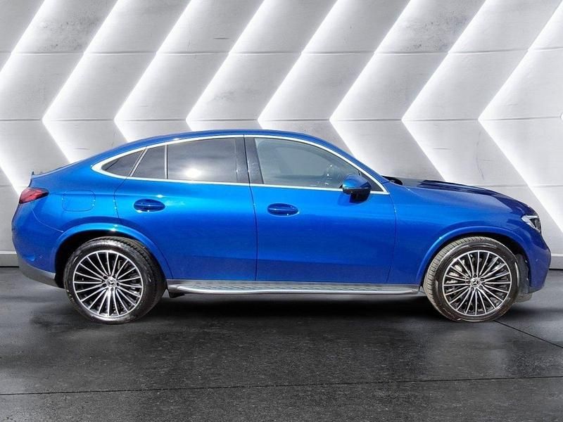 Usata Mercedes GLC300 Advanced 269 CV (197 kW) 2023 Blu Coupé
