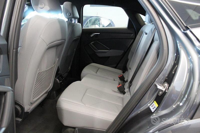 Nuova Audi Q3 S-Line 193 CV (141 kW) 2025 Grigio SUV