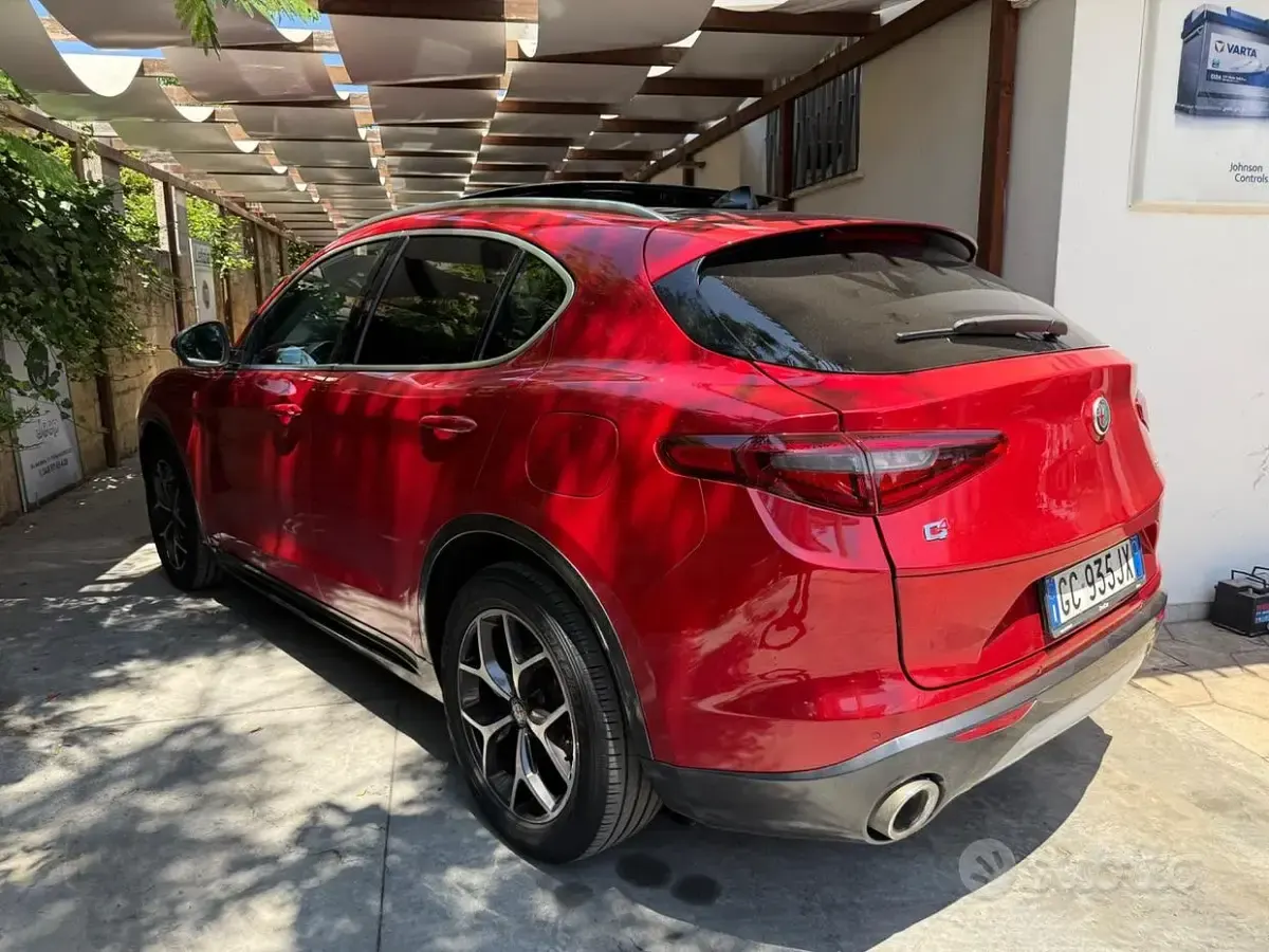Usata Alfa Romeo Stelvio Ti 190 CV (139 kW) 2020 Rosso SUV