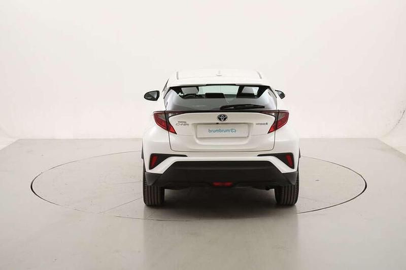 Usata Toyota C-HR Business Edition 122 CV (89 kW) 2020 Bianco SUV