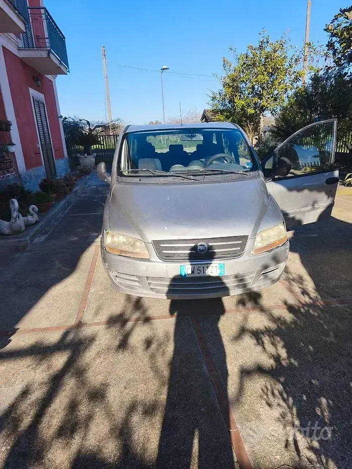 Usata Fiat Multipla 103 CV (75 kW) 2005 Monovolume
