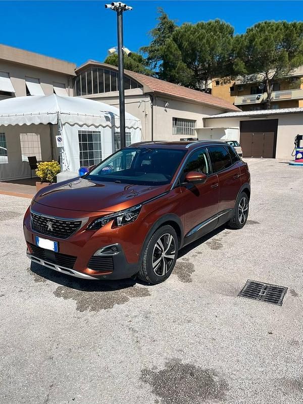 Usata Peugeot 3008 2018 SUV