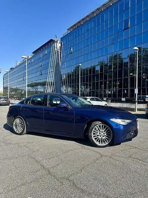Usata Alfa Romeo Giulia Super 150 CV (110 kW) 2017 Berlina