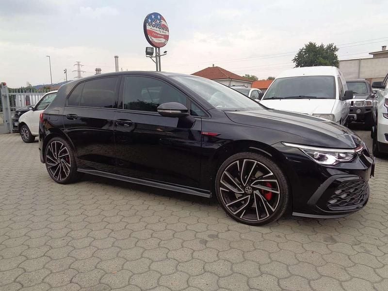 Nero Usata 2023 VW Golf VIII GTI Tre volumi | 29.000 € (Super prezzo) - Immagine 1/4