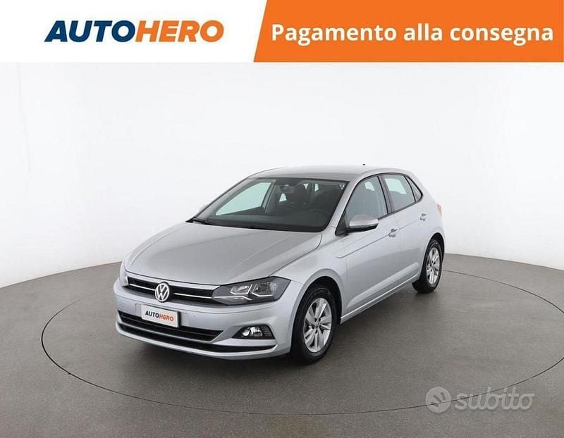 Grigio Usata 2020 VW Polo Comfortline Tre volumi | 13.199 € (Buon prezzo) - Immagine 1/2