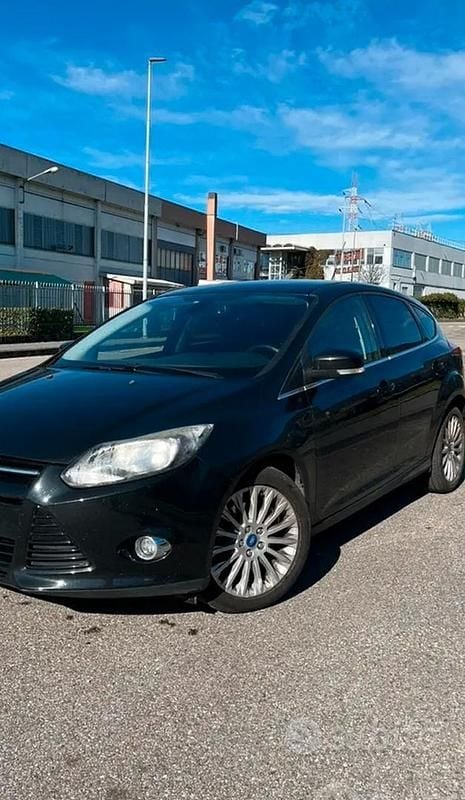 Usata Ford Focus Titanium 150 CV (110 kW) 2011 Nero Berlina