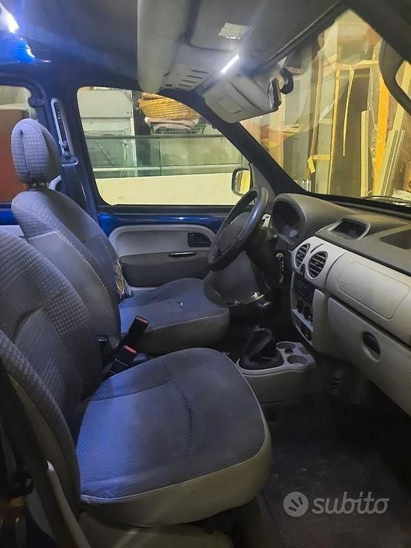 Usata Renault Kangoo 2005 Blu SUV