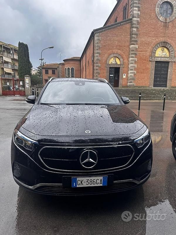 Usata Mercedes EQA250 111 kW (151 CV) 2022 Nero SUV