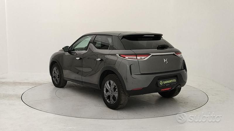 Occasion DS Automobiles DS3 Crossback So Chic 131 ch (96 kW) 2021 Gris SUV
