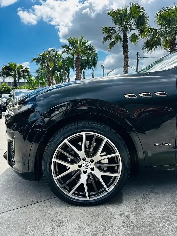 Usata Maserati Levante GranLusso 350 CV (257 kW) 2019 Nero SUV