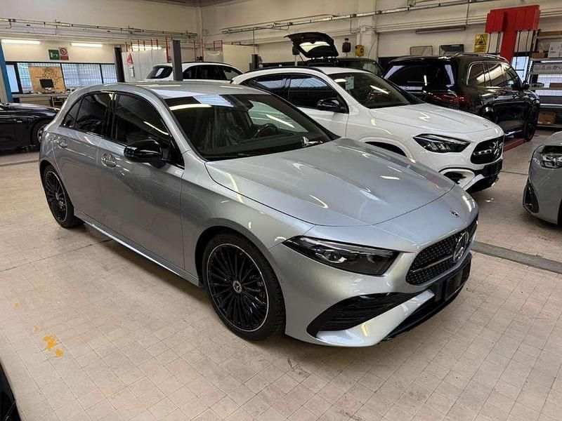 Usata Mercedes A180 Advanced Plus 116 CV (85 kW) 2024 Argento Berlina