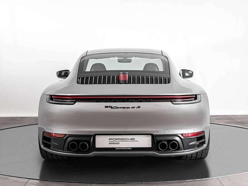 Usata Porsche 992 450 CV (330 kW) 2022 Argento gt Coupé