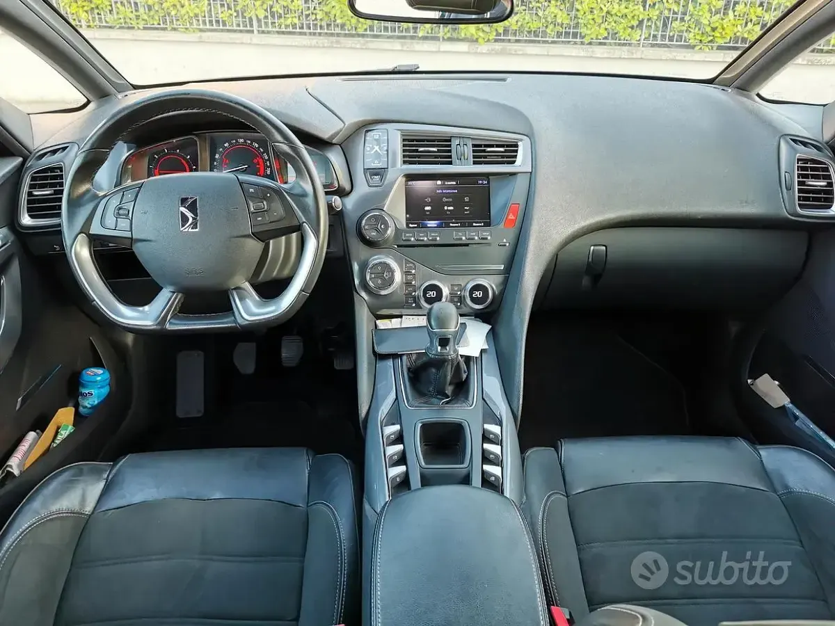 Usata DS Automobiles DS5 Business 120 CV (88 kW) 2016 Grigio Utilitaria
