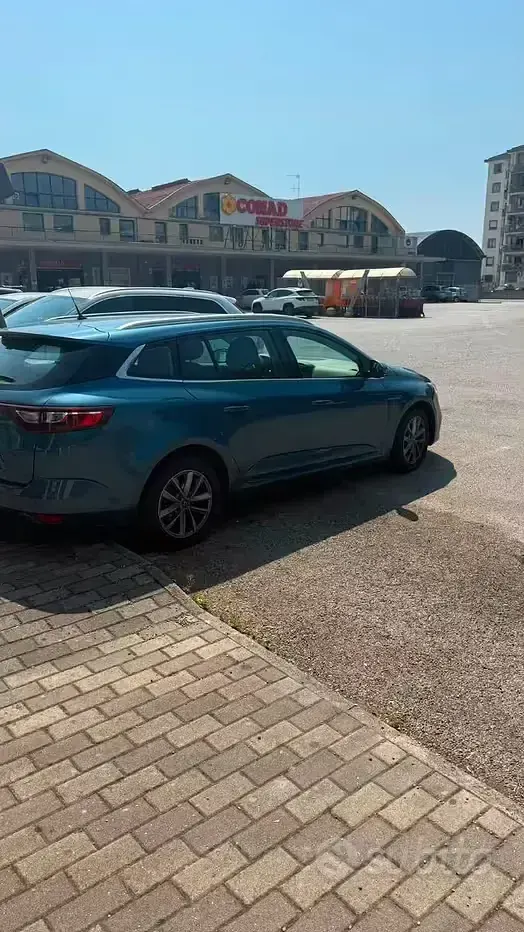 Usata Renault Mégane GrandTour 116 CV (85 kW) 2019 Bluazzurro Station wagon