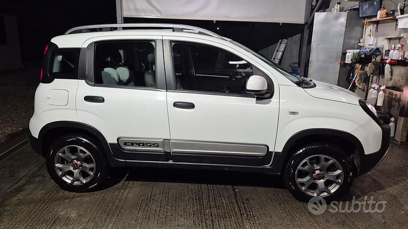 Usata Fiat Panda Cross Cross 95 CV (69 kW) 2016 Utilitaria