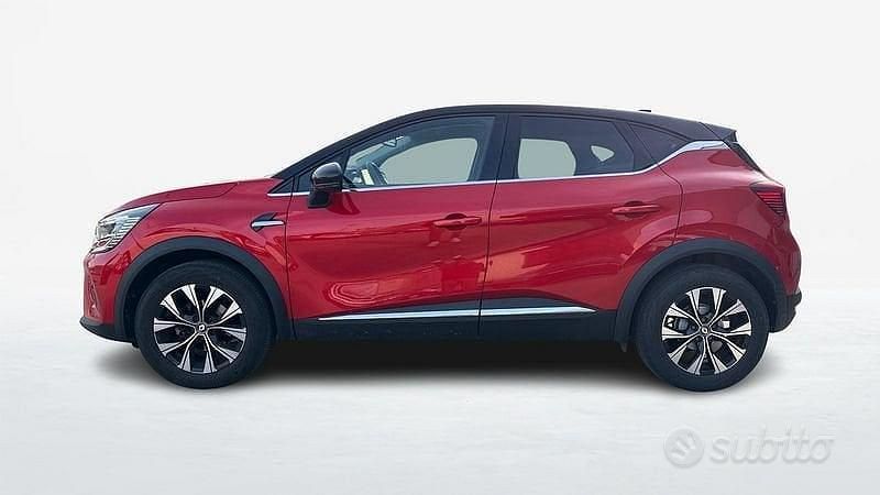 Usata Renault Captur Techno 91 CV (66 kW) 2022 Rosso SUV