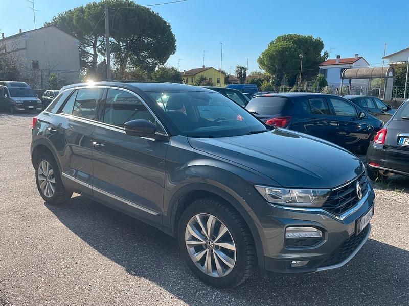 Usata VW T-Roc Style 115 CV (84 kW) 2020 Grigio SUV