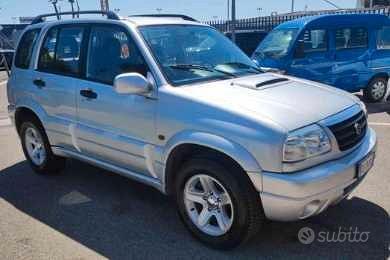 Usato 2003 Suzuki Grand Vitara Diesel (3.600 €)