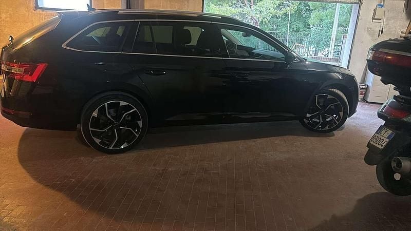Usata Skoda Superb Executive 150 CV (110 kW) 2024 Station wagon