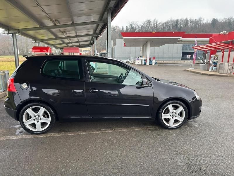 Usata VW Golf V GTI 140 CV (102 kW) 2007 Berlina