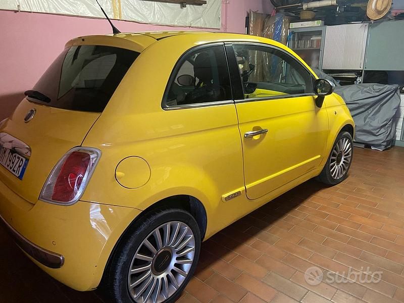 Usata Fiat 500 Lounge 2008 Giallo Utilitaria