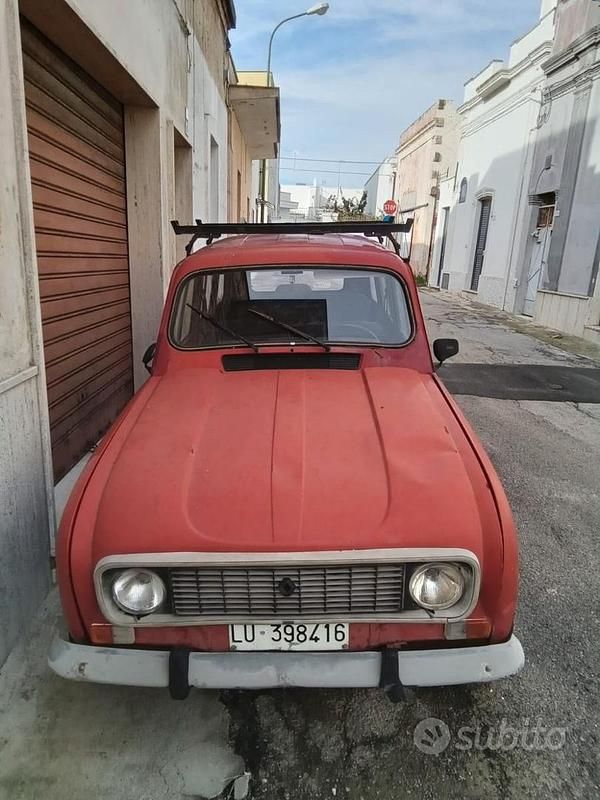 Rosso Usata 1985 Renault R4 Tre volumi | 2200 € - Immagine 1/4