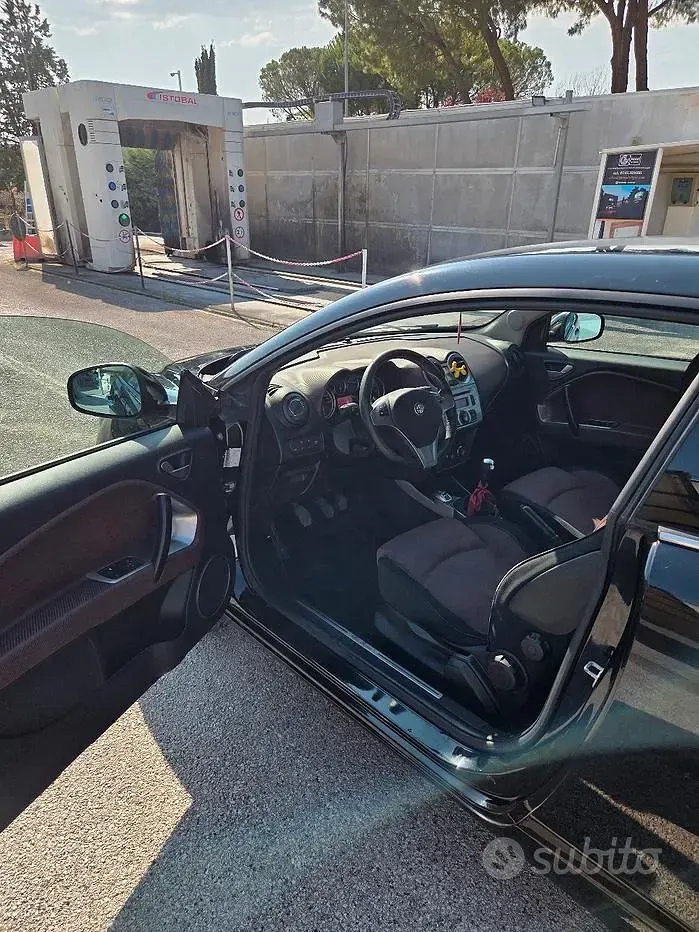 Usata Alfa Romeo MiTo 78 CV (57 kW) 2009 Nero Utilitaria