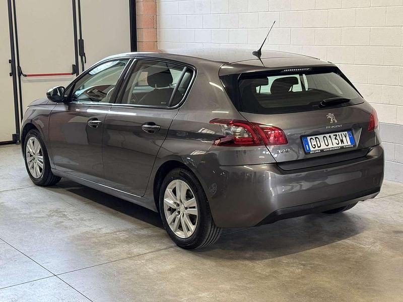 Usata Peugeot 308 Active 110 CV (80 kW) 2021 Grigio Berlina