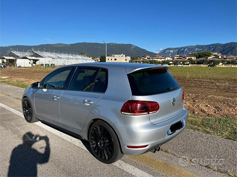 Usata VW Golf VI GTD 170 CV (125 kW) 2010 Grigio Utilitaria