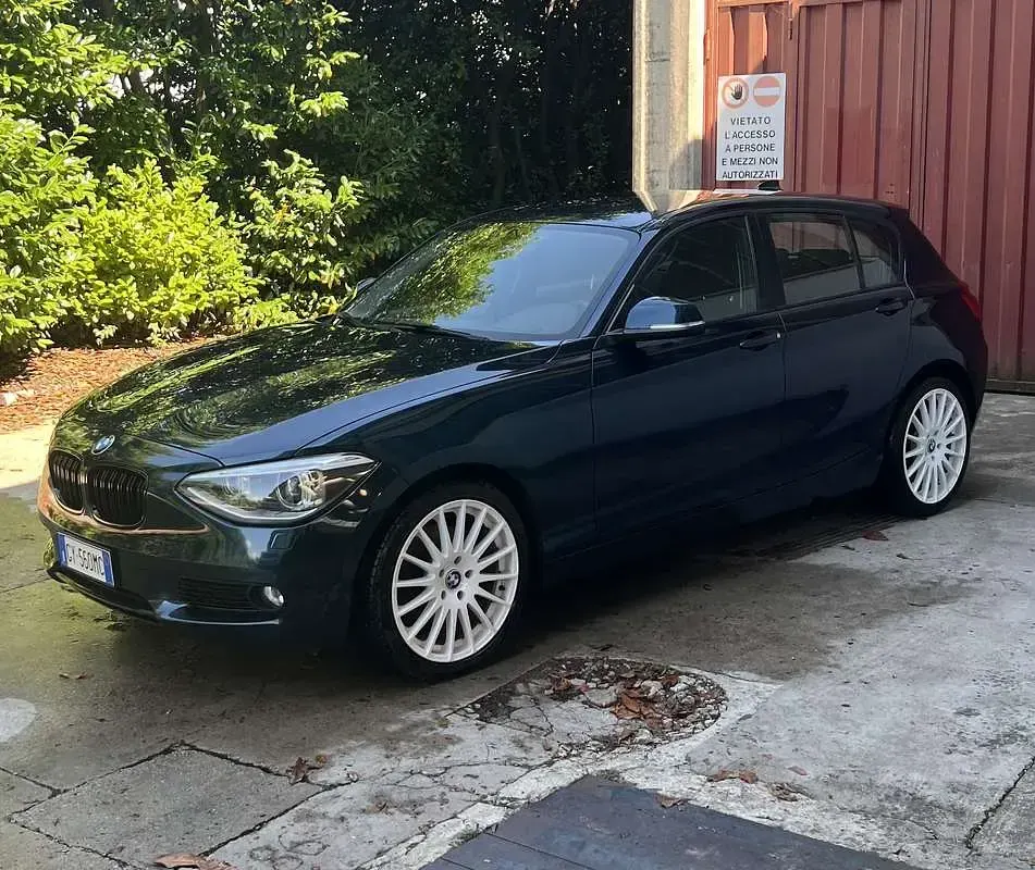 Usata BMW 125 Sport Line 224 CV (164 kW) 2014 Blu Utilitaria