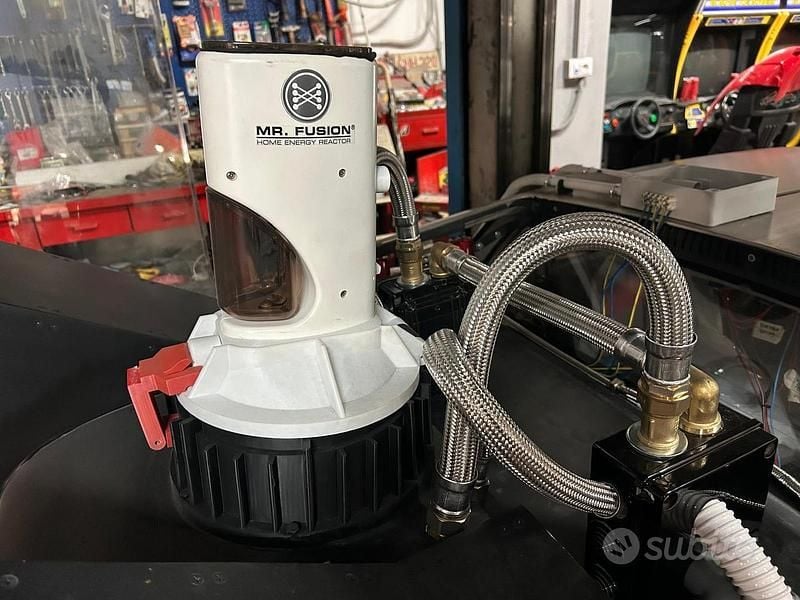 Usata De Lorean DMC-12 136 CV (100 kW) 1981 Grigio Coupé