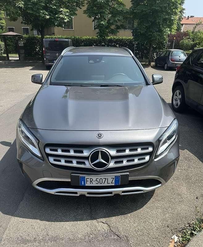 Usata 2018 Mercedes GLA200 SUV | 18.250 € (Super prezzo) - Immagine 1/4