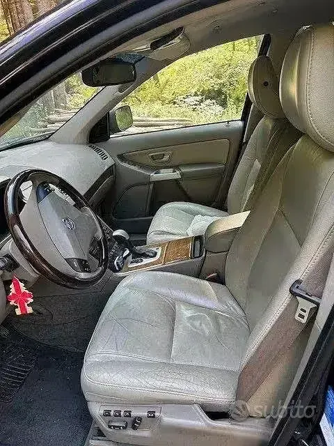Usata Volvo XC90 163 CV (119 kW) 2005 Bluazzurro SUV
