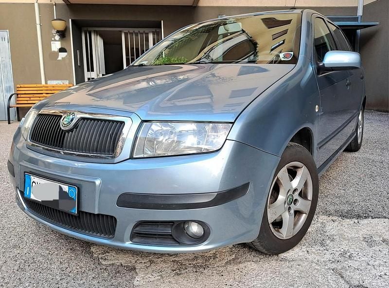 Usata 2006 Skoda Fabia Utilitaria | 2200 € (Ottimo prezzo) - Immagine 1/4