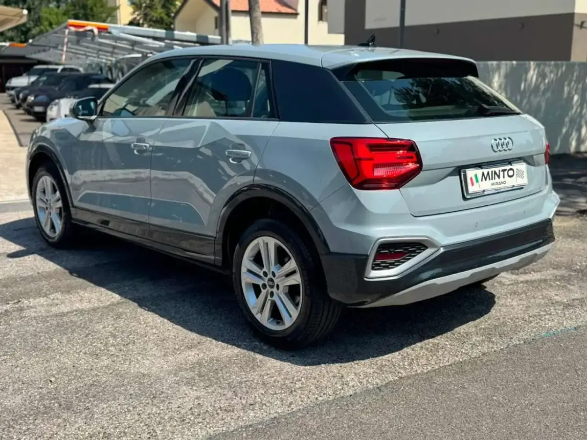 Usata Audi Q2 150 CV (110 kW) 2021 Grigio SUV