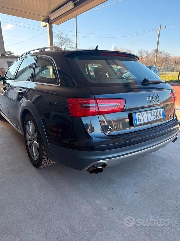 Usata Audi A6 313 CV (230 kW) 2013 Blu Station wagon