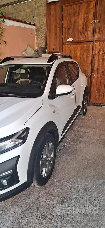 Usata Dacia Sandero 101 CV (74 kW) 2021 Bianco Utilitaria