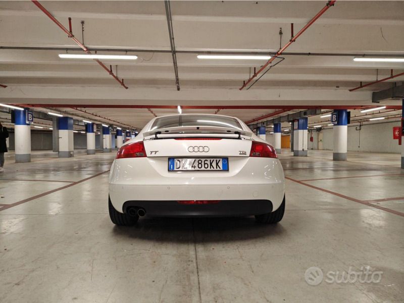 Usata Audi TT 170 CV (125 kW) 2010 Bianco Coupé